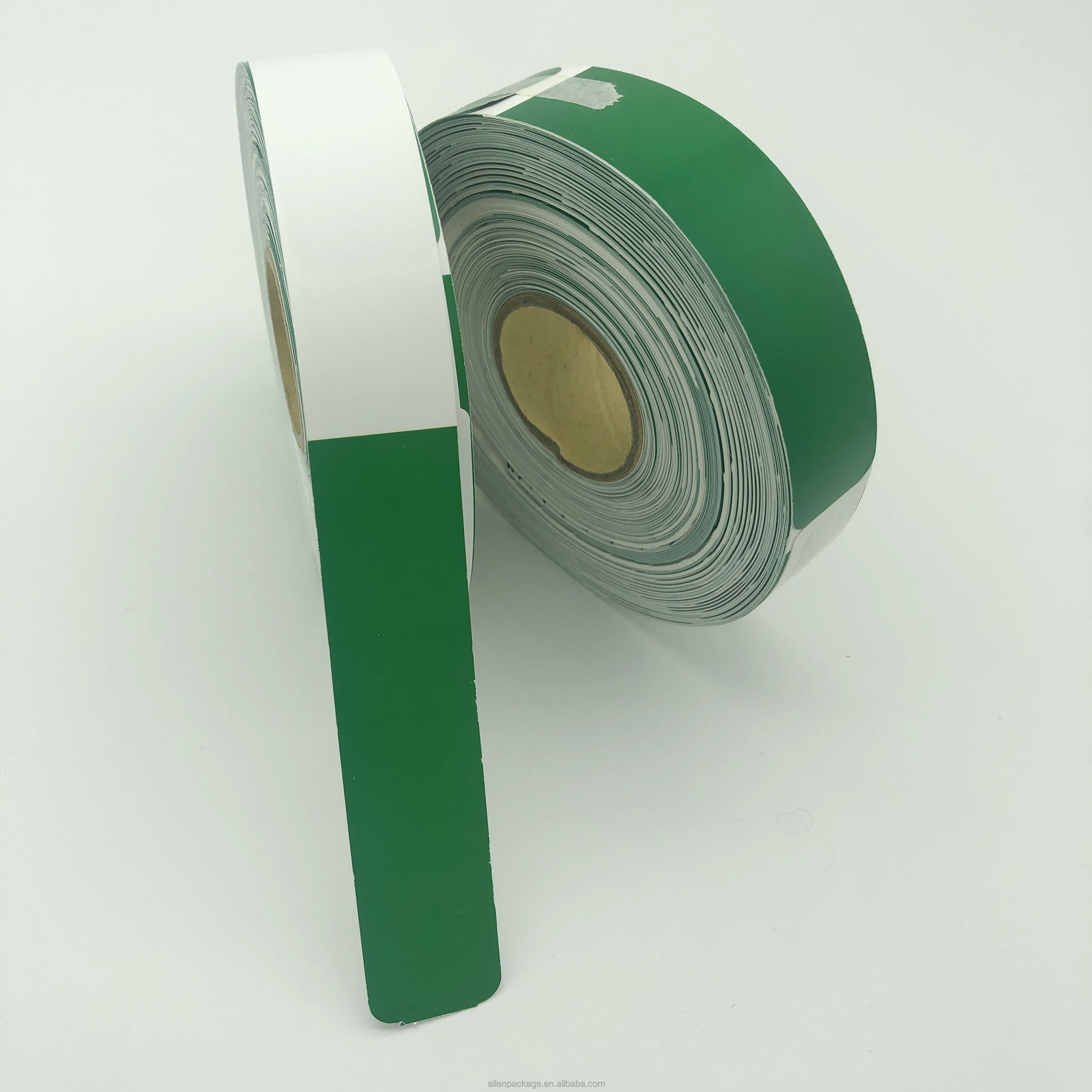 สีเขียว