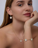 Boucles d'oreilles créoles modernes et enchanteuses avec breloque fleur, ton or, nacrées, cinq pétales, zircon cubique, bijou fantaisie pour femme, cadeau