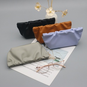 Venta al por mayor del fabricante: Nueva bolsa de cuero negra <span class=keywords><strong>para</strong></span> gafas de sol, <span class=keywords><strong>estuche</strong></span> de almacenamiento de gran capacidad <span class=keywords><strong>para</strong></span> gafas. - Product Image 2