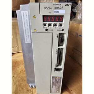 Nuevo Servomotor SGDM-30ADA de Alto Rendimiento para Equipos Eléctricos - Product Image 4