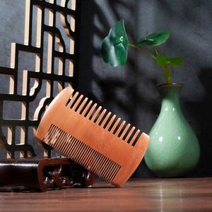 Peigne à barbe en bois de pêche naturel personnalisé avec logo, portable, motif sculpté, pour voyage, vente en gros - Product Image 6