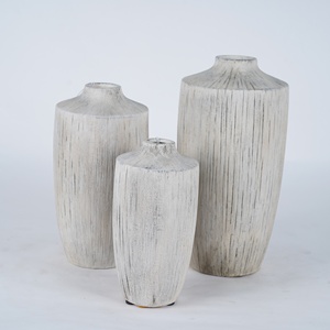 Jarrón de Terracota con Rayas Verticales Lian Da, Jarrón de Flores de Hormigón con Textura Antigua, Jarrón Decorativo para Mesa de Interior - Product Image 1