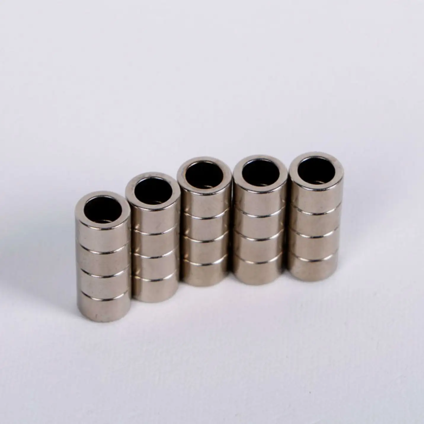 2022 Wholesale Customized Magnetic Permanent Ni-Cu-Ni Plating Neodymium Ring Magnet
