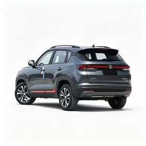 Nouvelle Arrivée Changan CS35 2023, Voiture Familiale Classique, <span class=keywords><strong>SUV</strong></span> Compact à Essence, Prêt pour la Route, 205 km/h, <span class=keywords><strong>SUV</strong></span> Tout-Terrain à Empattement Large - Product Image 4