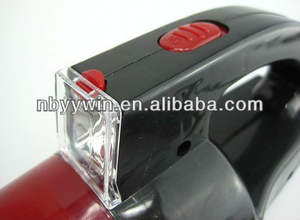 مكنسة كهربائية صغيرة للسيارة <span class=keywords><strong>2</strong></span> في <span class=keywords><strong>1</strong></span> محمولة مع إضاءة - Product Image 3