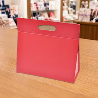 Boîte cadeau triangulaire personnalisée imperméable avec doublure en éponge - Logo personnalisé pour mariage et fête, petits cadeaux