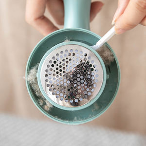 Éliminateur de bouloches électrique sans fil rechargeable pour vêtements, pulls et tissus – Rasoir anti-bouloches et <span class=keywords><strong>machine</strong></span> à couper les peluches - Product Image 6