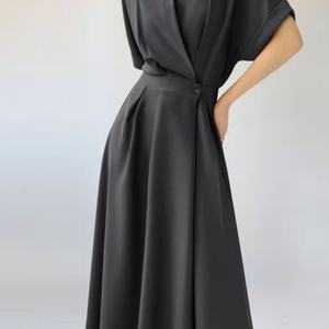 Nouvelle Robe Chic Française Haut de Gamme pour Femme à Manches Longues avec Motif et Logo sur le Devant, Boutonnée, Longueur Maxi, Taille Empire, Couleur Unie - Product Image 6