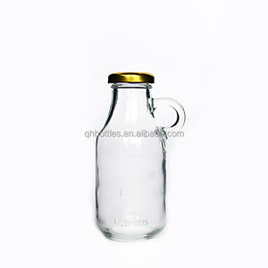Bouteille de jus de lait en verre gaufré vintage transparent de 250ml avec petite poignée et ligne d'échelle - Product Image 5