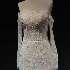 ชุดแต่งงานทรงเมอร์เมดแขนยาว รุ่น NT52 ดีไซน์ทันสมัย คอเสื้อแบบเรือ แต่งลูกไม้ปักลายดอกไม้ประดับคริสตัล กระโปรงทรงเข้ารูปยาว - Product Image 6