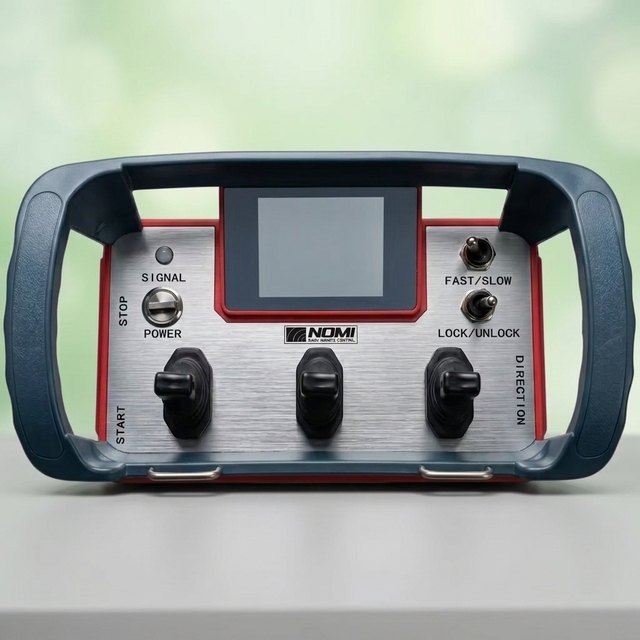 Top-Tier Ruggedized Heavy Equipment Enclosure Hydraulic Winch Hoist Automatic Wireless Radio Controller 500M Control 3 Joysticks