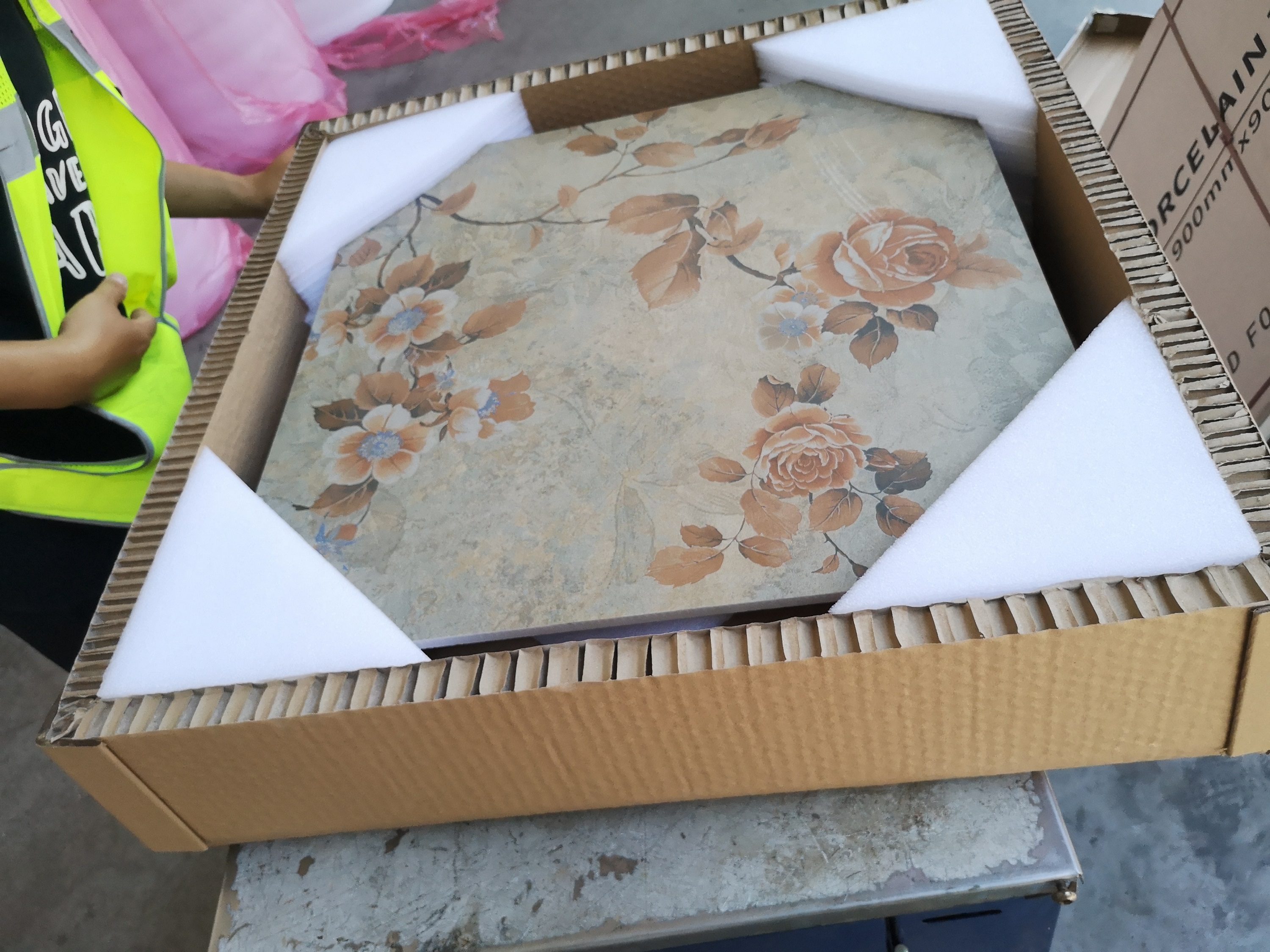 Hasin Grey Brown Classic floor flower rose pattern tiles design porcelain rustic bathroom tile