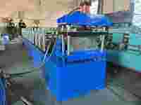Machine professionnelle pour panneaux de soffite métalliques, ligne de production industrielle de soffites à rainures en V avec contrôle PLC pour l'aluminium