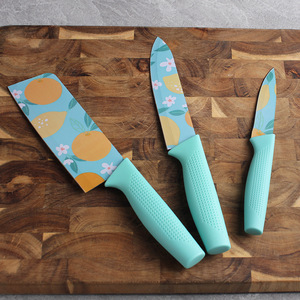 Juego de cuchillos de Chef para el hogar de acero inoxidable de tres piezas, diseño de fruta impresa, regalo pequeño, herramienta de corte de rebanada desechable - Product Image 6