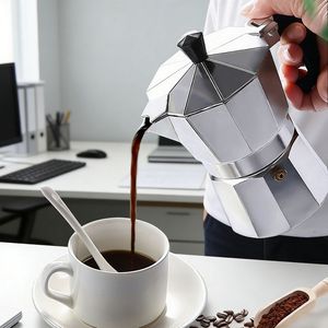 Cafetière <span class=keywords><strong>Moka</strong></span> octogonale en aluminium italienne, livraison directe du fabricant, design classique en céramique - Product Image 4
