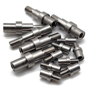 Vis à épaulement à six pans creux en acier inoxydable Pièces métalliques Boulons à épaulement - Product Image 3