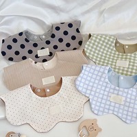 Bavoirs jetables pour bébé en coton 100% uni, avec boutons-pression, imprimés, imperméables à 360 degrés, avec pompon, bandana stéréo