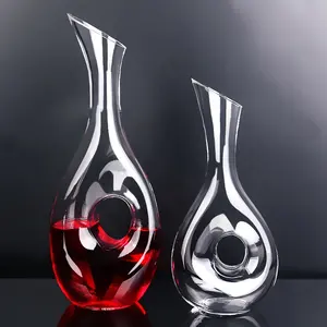 Gift crystal glass round shape snail hole handle straight oblique body long neck oblique mouth snail fast red wine decanter