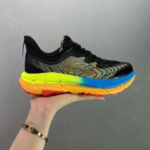 Nouvelles Chaussures de Course et Baskets Designer pour Femmes et Hommes Mafate Speed 4 Antidérapantes à Motif, Rehaussantes, Style Marche - Product Image 4