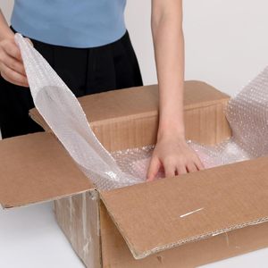 Plástico de Burbujas WANGUAGUA de 12 Pulgadas x 36 Pies por Rollo, 2 Rollos, Acolchado Perforado para Protección en Mudanzas y Envíos - Product Image 6