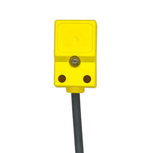 เซ็นเซอร์ตรวจจับวัตถุแบบเหนี่ยวนำกันน้ำระดับ IP67 ระยะตรวจจับ 5 มม. แบบแม่เหล็ก พร้อมเอาต์พุต NPN และ PNP - Product Image 1