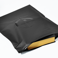 Sacs à fermeture éclair en PE noir givré personnalisés, durables, étanches et anti-poussière pour le rangement des vêtements, des chapeaux, des gants, des chaussettes, des chaussures et des gilets