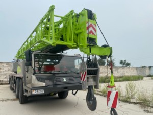 Grue de camion hydraulique de haute qualité de 50 tonnes, grue montée sur camion d'occasion à vendre - Product Image 6