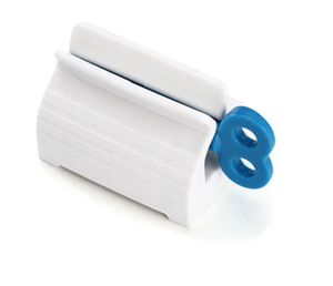 Multifunctional Bathroom Plastic Cream Tube Squeezing Dispenser Rolling Tube Squeezer Tooth Paste Squeezer Toothpaste Dispenser