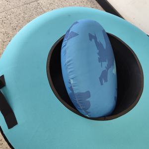 Tube de neige gonflable pliable de <span class=keywords><strong>bonne</strong></span> qualité/traîneau avec caoutchouc pour enfants et adultes Sports d'hiver Utilisation estivale - Product Image 3