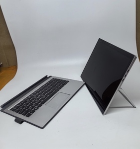 Ordinateur portable 2-en-1 <span class=keywords><strong>HP</strong></span> <span class=keywords><strong>Elite</strong></span> X2 1013 G4 Quad Core Intel I7 13 pouces avec écran tactile, clavier anglais, 16 Go de RAM - Livraison rapide - Product Image 4
