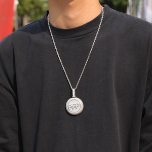 Ciondolo Rotante Personalizzato con Nome in Stile Hip Hop, Gioiello Rock con Lettere Personalizzate - Product Image 3