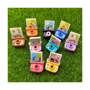 Cámara de Resina en Miniatura para Casa de Muñecas, Foto de Niña Kawaii, Abalorio de Joyería para Manualidades DIY, Decoración de Llaveros - Product Image 1