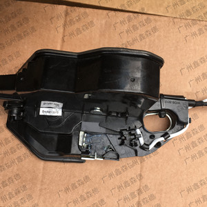 Actionneur de serrure de porte de voiture 51227185692-FR, télécommande, DC 12V, système de verrouillage centralisé en plastique - Product Image 1