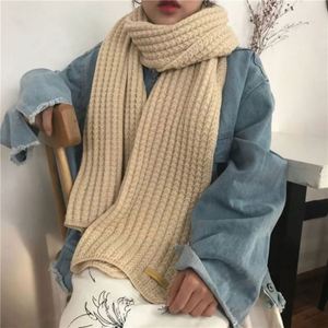Écharpe longue tricotée unie et chaude pour femme, personnalisable, pour l'hiver – Vente en gros - Product Image 1