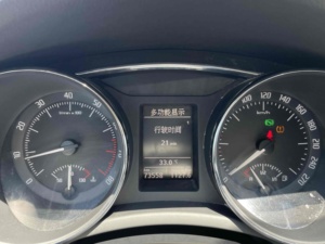 <span class=keywords><strong>Skoda</strong></span> Superb d'<span class=keywords><strong>occasion</strong></span> 2012 1.8TSI automatique version Elegance berline intermédiaire à prix de gros pour l'exportation – Voitures d'<span class=keywords><strong>occasion</strong></span>, voitures de seconde main - Product Image 5
