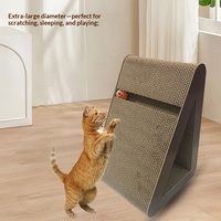 Griffoir pour chat en carton ondulé marron avec poteau vertical et jouet clochette 50x40x30cm, design minimaliste pour chats d'intérieur et petits appartements