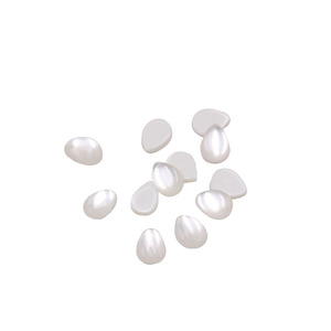 Cuentas de resina en forma de lágrima, blancas, planas, con forma de gota de agua, para la fabricación de pendientes, componentes para joyería. - Product Image 5