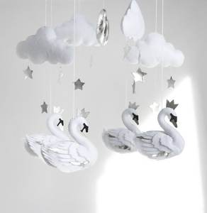 Fillettes, accessoires muraux scintillants faits à la main, accessoire pour fête prénatale de style scandinave, en feutre <span class=keywords><strong>blanc</strong></span>, cygne, princesse, mobile, cadeau pour bébé - Product Image 2