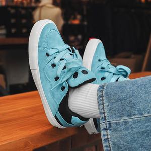 Baskets de sport décontractées en daim unisexe pour homme et <span class=keywords><strong>femme</strong></span>, chaussures de <span class=keywords><strong>basket</strong></span>-ball, haute qualité, LOGO personnalisé, vente en gros - Product Image 2