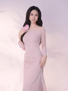 <span class=keywords><strong>ชุด</strong></span>เดรสยาวแบบเปิดไหล่ ดีไซน์สวยสง่าและสงวิศว์สไตล์<span class=keywords><strong>เวียดนาม</strong></span> มีสินค้าพร้อมส่ง <span class=keywords><strong>ราคา</strong></span>โรงงาน <span class=keywords><strong>ชุด</strong></span>เดรสยาวสำหรับผู้หญิง - Product Image 5