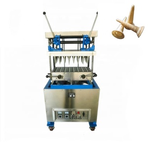 Machine à cônes à gaufres électriques semi-automatique verticale pour la production de cônes à glace à petite échelle - Product Image 1