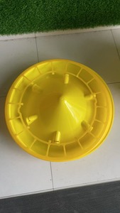 Vendita calda 40KG alimentatore automatico per animali alimentatori di pollo bevitore di pollo e attrezzatura agricola alimentatore popolare con coperchio - Product Image 4