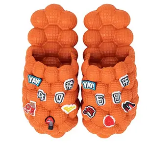 Pantufas femininas de bolha e peanut, chinelos decorativos com berloque de espuma macia e sola macia, para mulheres, 2022