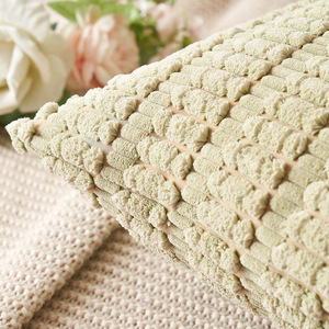 <span class=keywords><strong>Funda</strong></span> de almohada de pana de <span class=keywords><strong>Color</strong></span> sólido, Ins cojín de estilo nórdico, asiento de bola portátil para sofá, cabecera, Navidad, oferta - Product Image 4