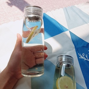 Infuseur à thé en Borosilicate Portable sans BPA, Design personnalisé, bouteille d'<span class=keywords><strong>eau</strong></span> en verre avec filtre, vente en gros, écologique, sport, ml - Product Image 3