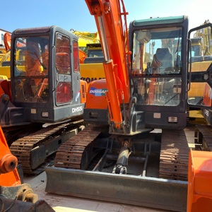 Excavadora Usada Doosan DH55, Mini Excavadora Usada Doosan Daewoo DH55, Excavadora de Orugas Usada de 5.5 Toneladas, Corea, Isuzu en Venta - Product Image 4