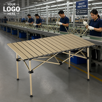 Table de buffet pliable robuste en acier au carbone couleur or champagne avec plateau à lattes et double support croisé pour camping et glamping