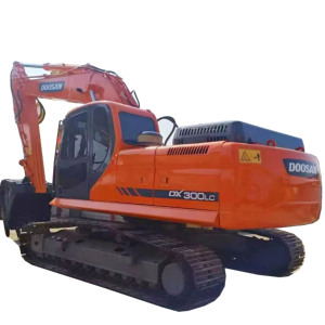 รถขุดไฮดรอลิก Doosan DX300 300LC-9C มือสอง ขนาด 30 ตัน สภาพดี ชั่วโมงการทำงานต่ำ เครื่องยนต์ ปั๊ม เกียร์ มอเตอร์ ของแท้จากญี่ปุ่น - Product Image 3
