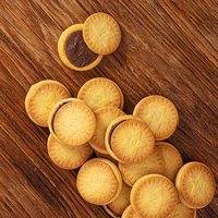 Biscuits au chocolat saveur noisette, biscuits au chocolat ronds, biscuits sandwich au chocolat, sachet de 208g