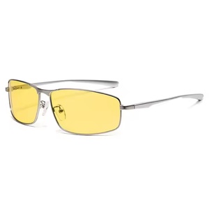 <span class=keywords><strong>Lunettes</strong></span> <span class=keywords><strong>de</strong></span> <span class=keywords><strong>soleil</strong></span> <span class=keywords><strong>photochromiques</strong></span> tendance 2025 pour hommes, verres gris TAC polarisés UV400, pour la conduite <span class=keywords><strong>de</strong></span> jour comme <span class=keywords><strong>de</strong></span> nuit, la pêche et les activités <span class=keywords><strong>de</strong></span> plein air - Product Image 6